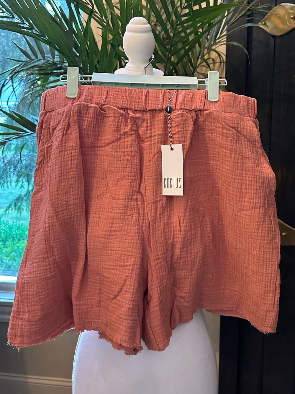 Kaktus NWT Women's 100% Cotton Gauze beach Shorts Terracotta summer coverup XL